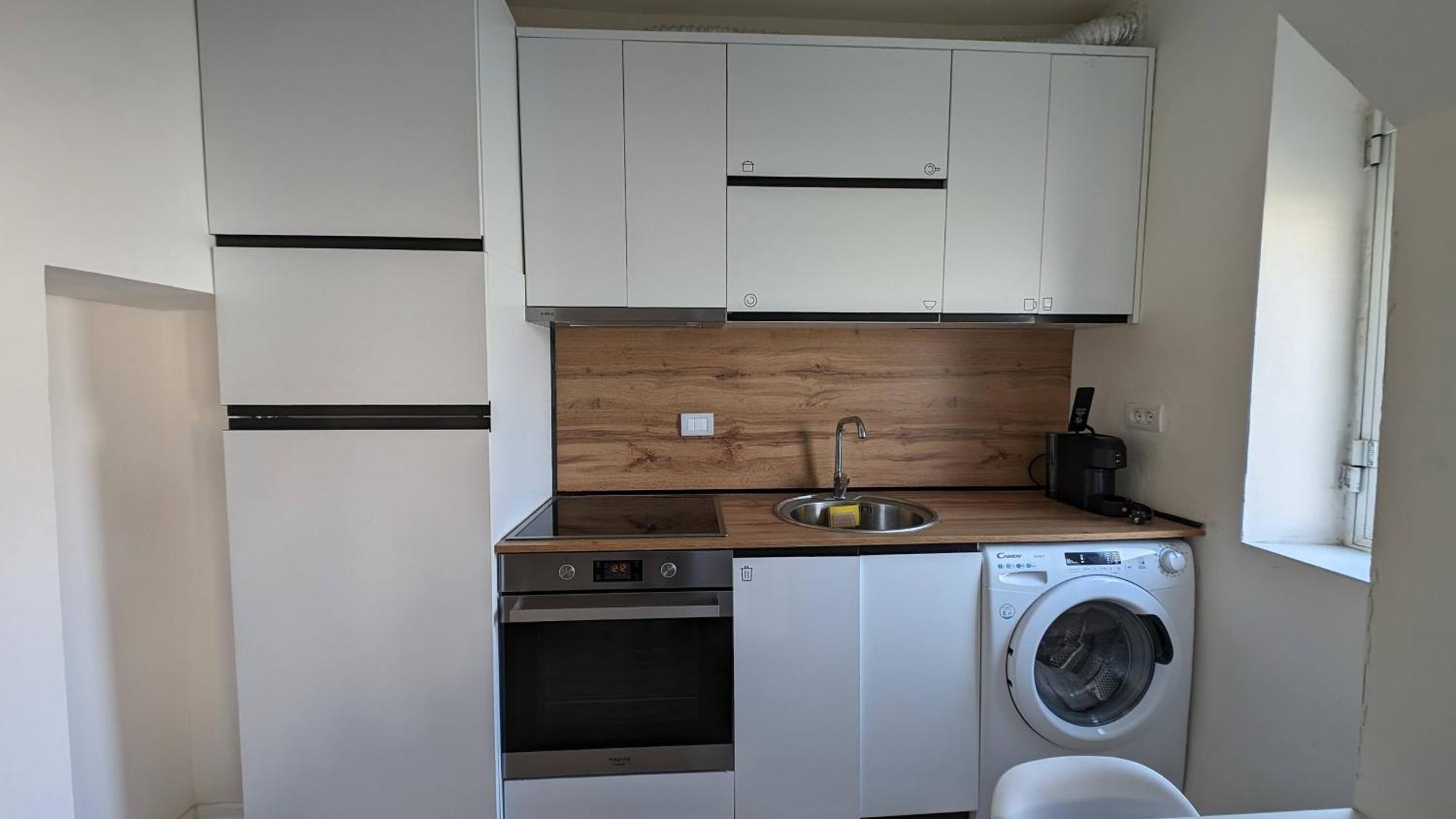 Modern Cozy Apartment 10 Min Walk To Skanderbeg Square Tirana Exterior foto